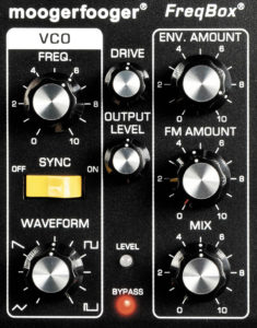 gear-moog-mf107-freqbox